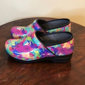 Dansko Pro XP Clogs Size 40